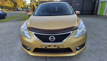 2013 Nisssan Pulsar STS turbo3.jpg